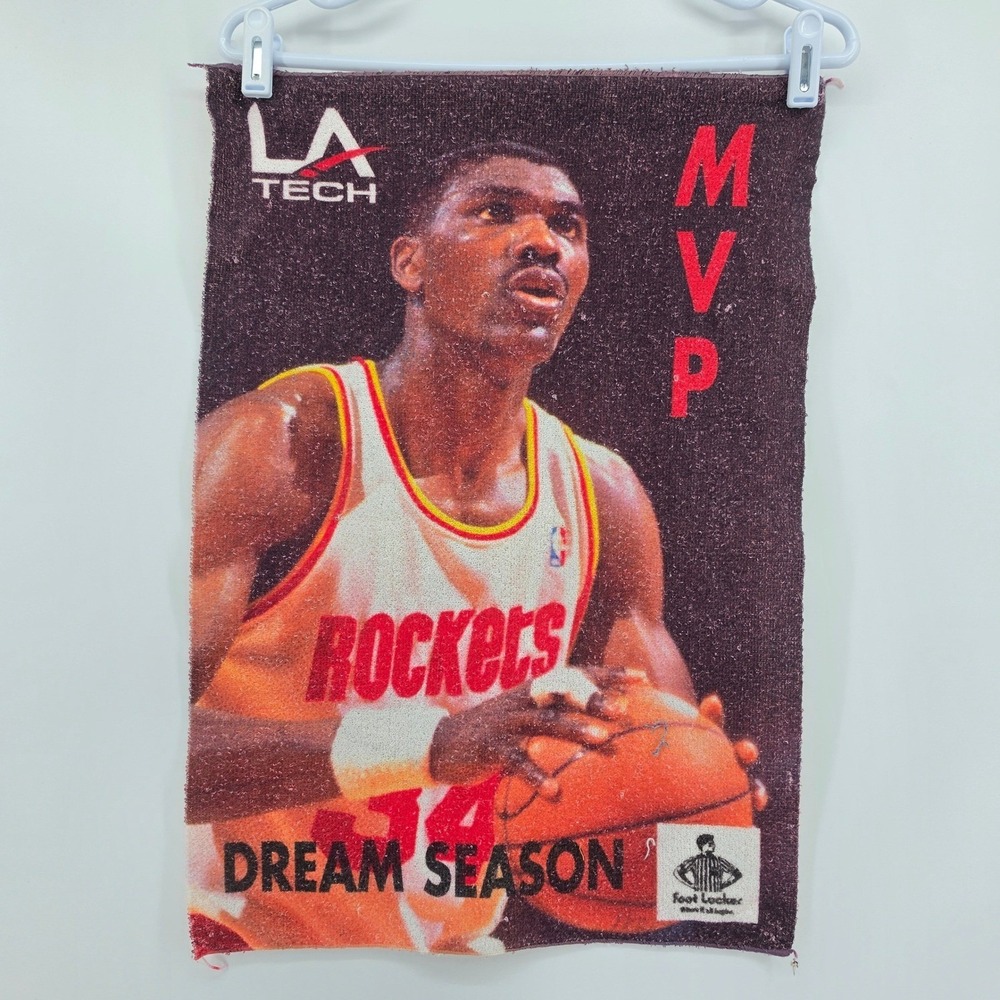 Vintage 1994 Houston Rockets Hakeem Olajuwon Dream Season MVP Rally Towel Red OS
